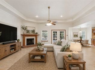 105 Tomahawk Trl, Seguin, TX 78155