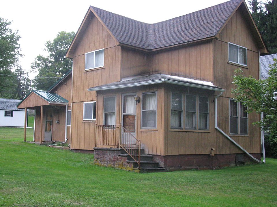1st image of 130 Circle Dr