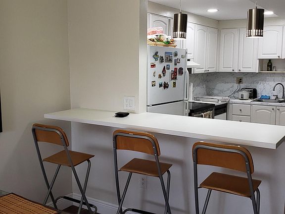 2nd image of 9369 Fontainebleau Blvd APT J218