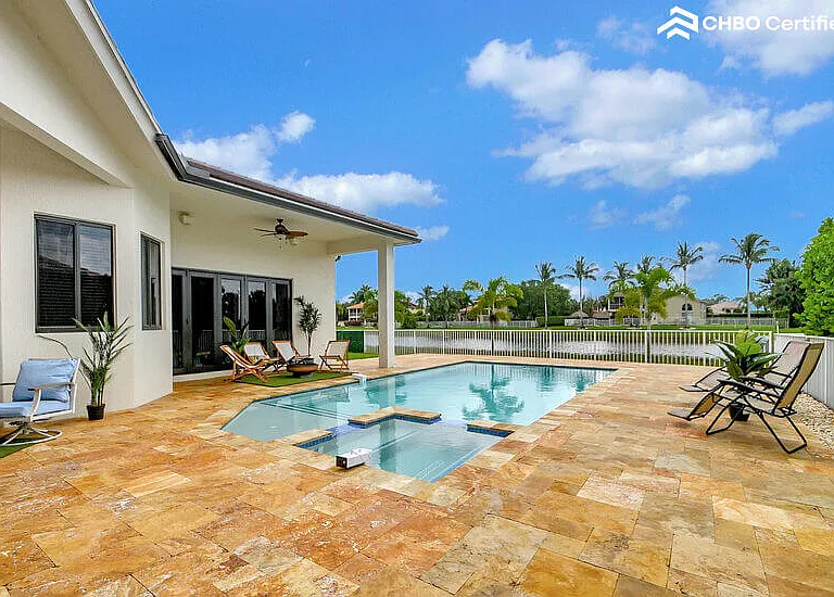 11618 Manatee Bay Ln — Photo 42