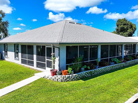 3rd image of 1069 9th Street