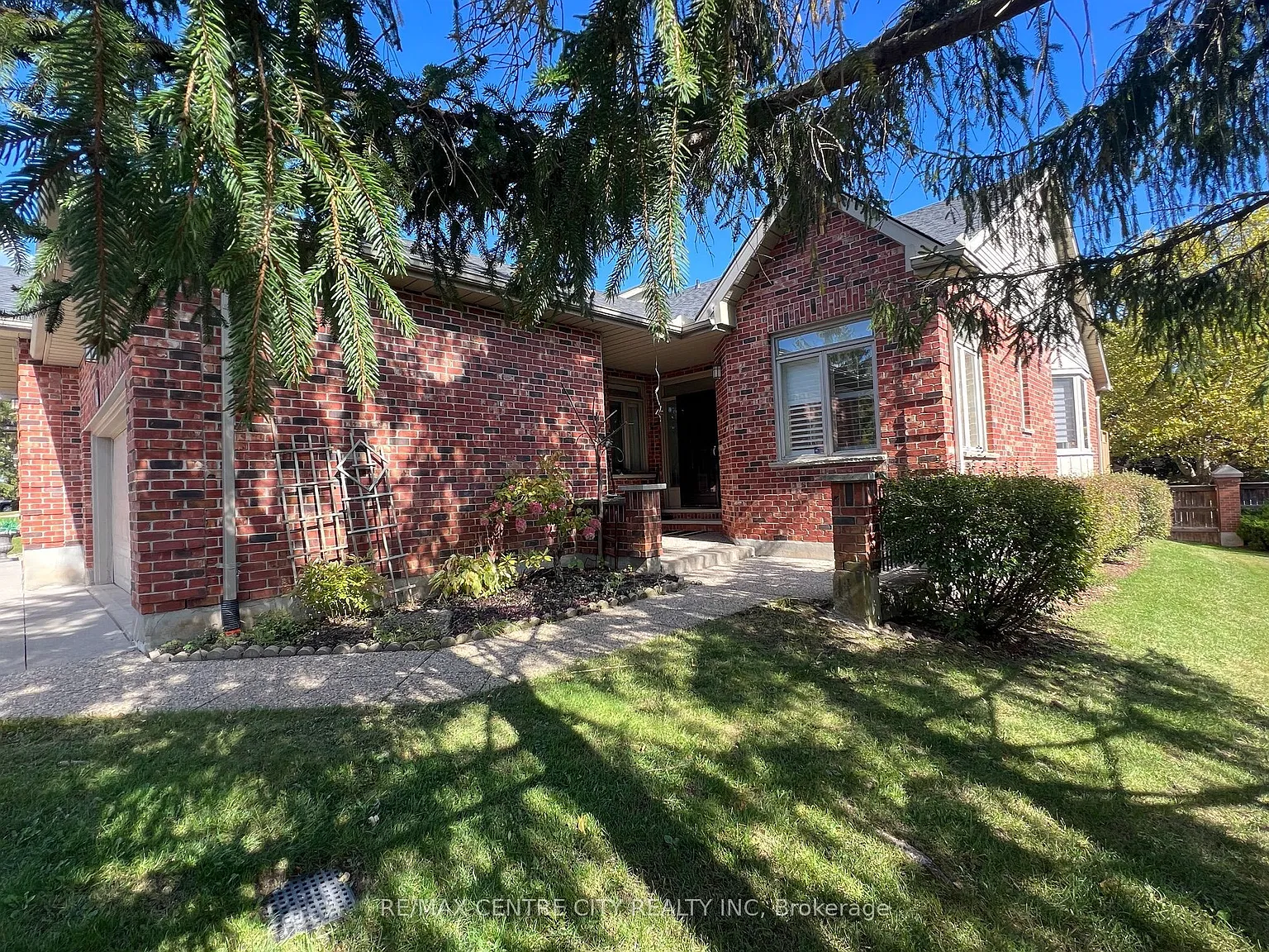 2 bed, $2,700 — Photo 2