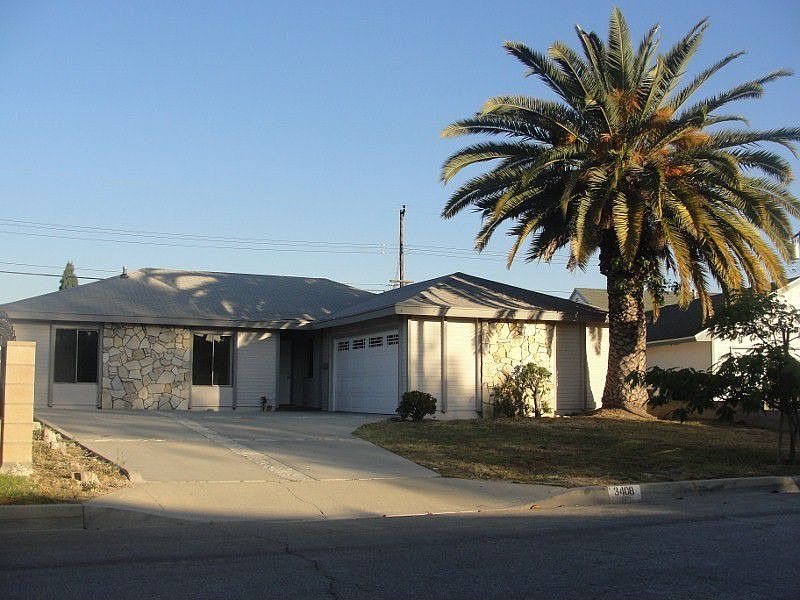 1st image of 3408 S Gauntlet Dr