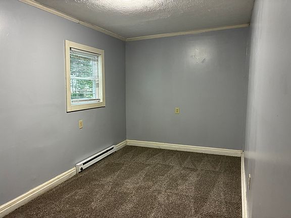4th image of 149 Winn Ave #1