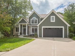 13955 NW 62nd Ct, Parkville, MO 64152