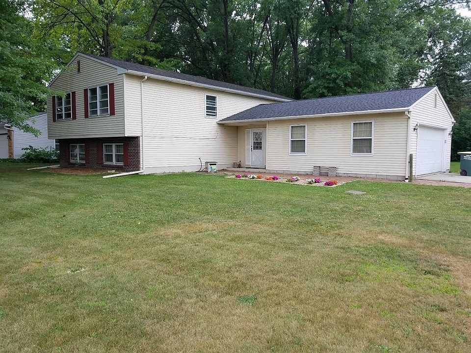 1st image of 3903 Bloomingdale Ave