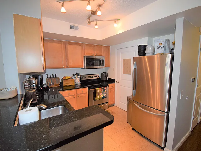 880 N Pollard St #824 — Photo 13