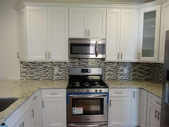 2nd image of 1810 Gilpin Ave