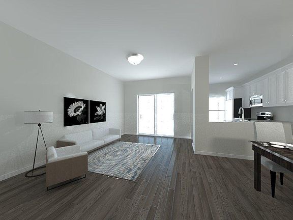 2nd image of 5369 Laurel Crest Ln