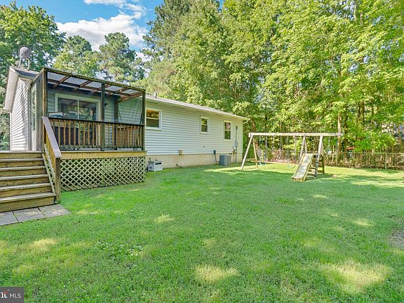 4th image of 47898 Janet Ln