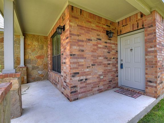 5th image of 12009 Oaklynn Ct