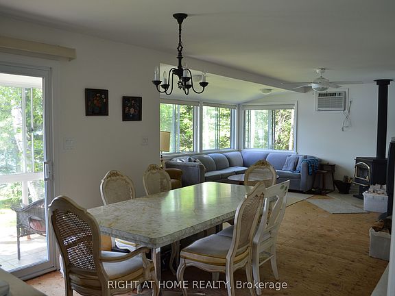 4th image of 37 Willards Ln