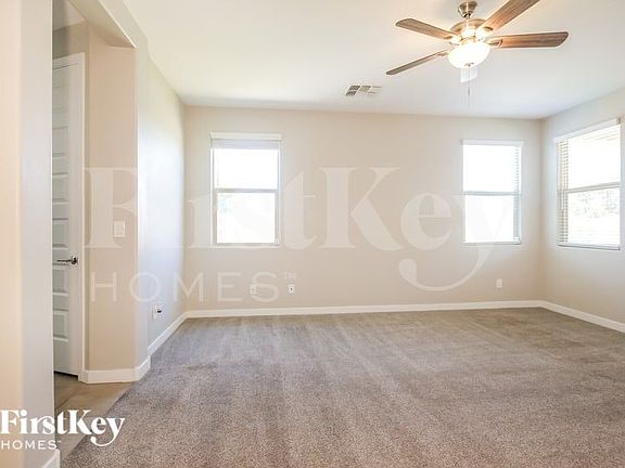 5th image of 18816 W Canterbury Dr