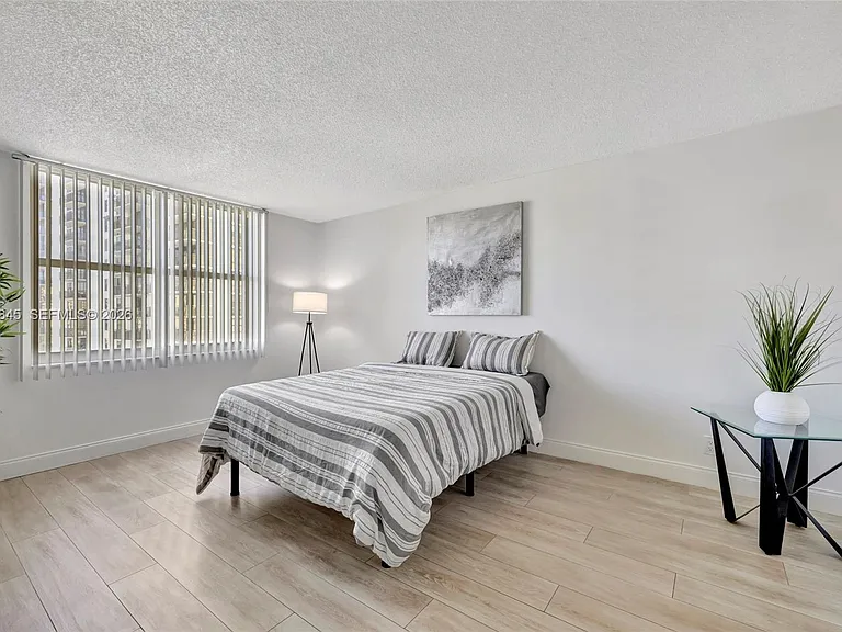 3015 N Ocean Blvd #6A — Photo 11