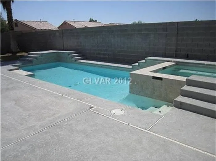 203 Breezy Shore Ave — Photo 2