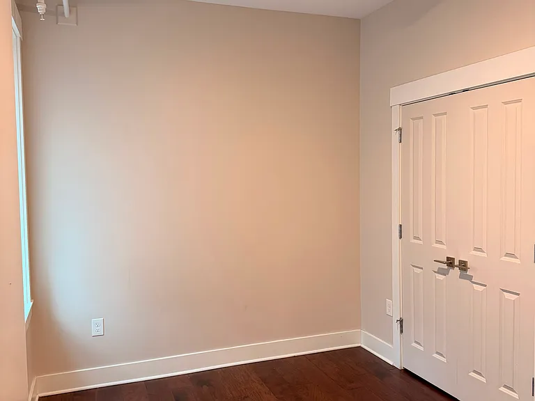 1211 Broadway St #1 — Photo 11