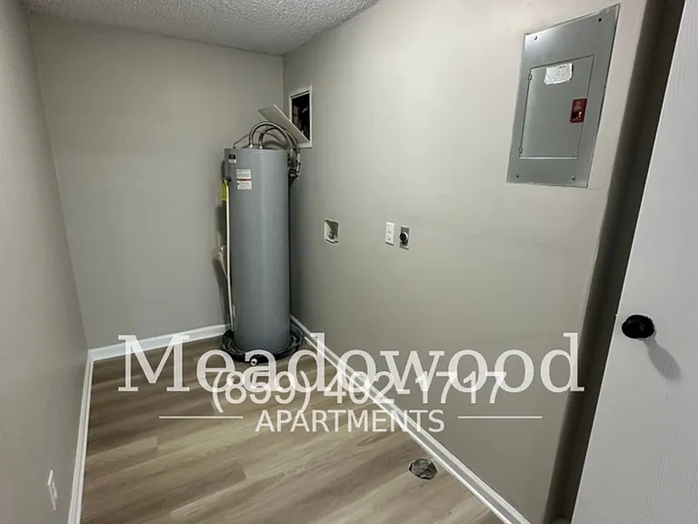 Meadowood Apartments — Photo 6