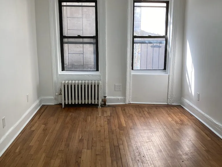 424 E 14th St #4B — Photo 2