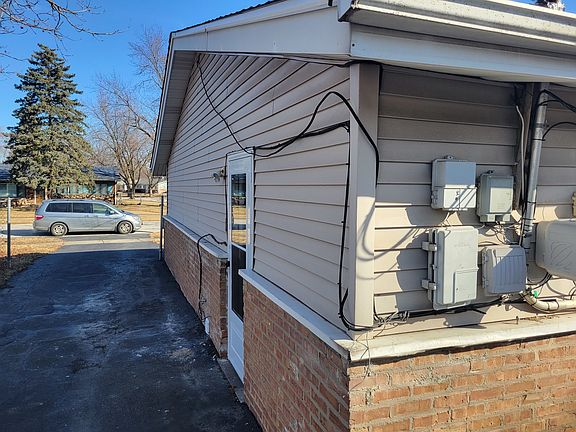 4th image of 1446 Forest Pl