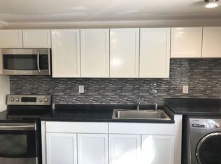 2413 E Oregon St, Urbana, IL