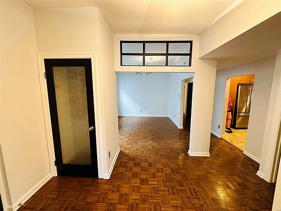 4th image of 5561 Waterman Blvd APT 3-E