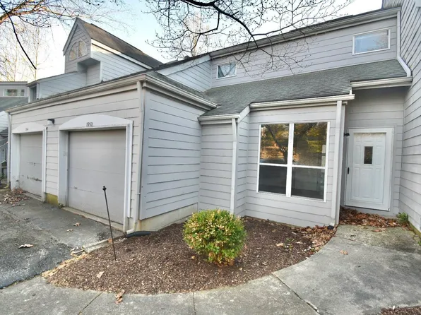 1952 S Bay Pointe Dr Unit A-23 #A-23, Bloomington, IN 47401