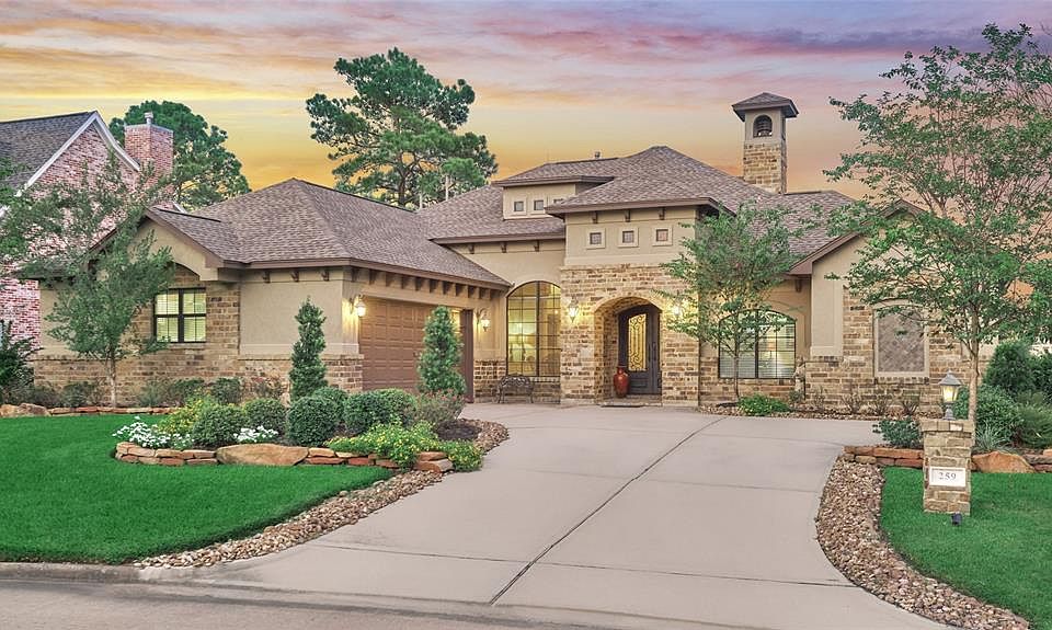Welcome home to 259 Sunnyvale.