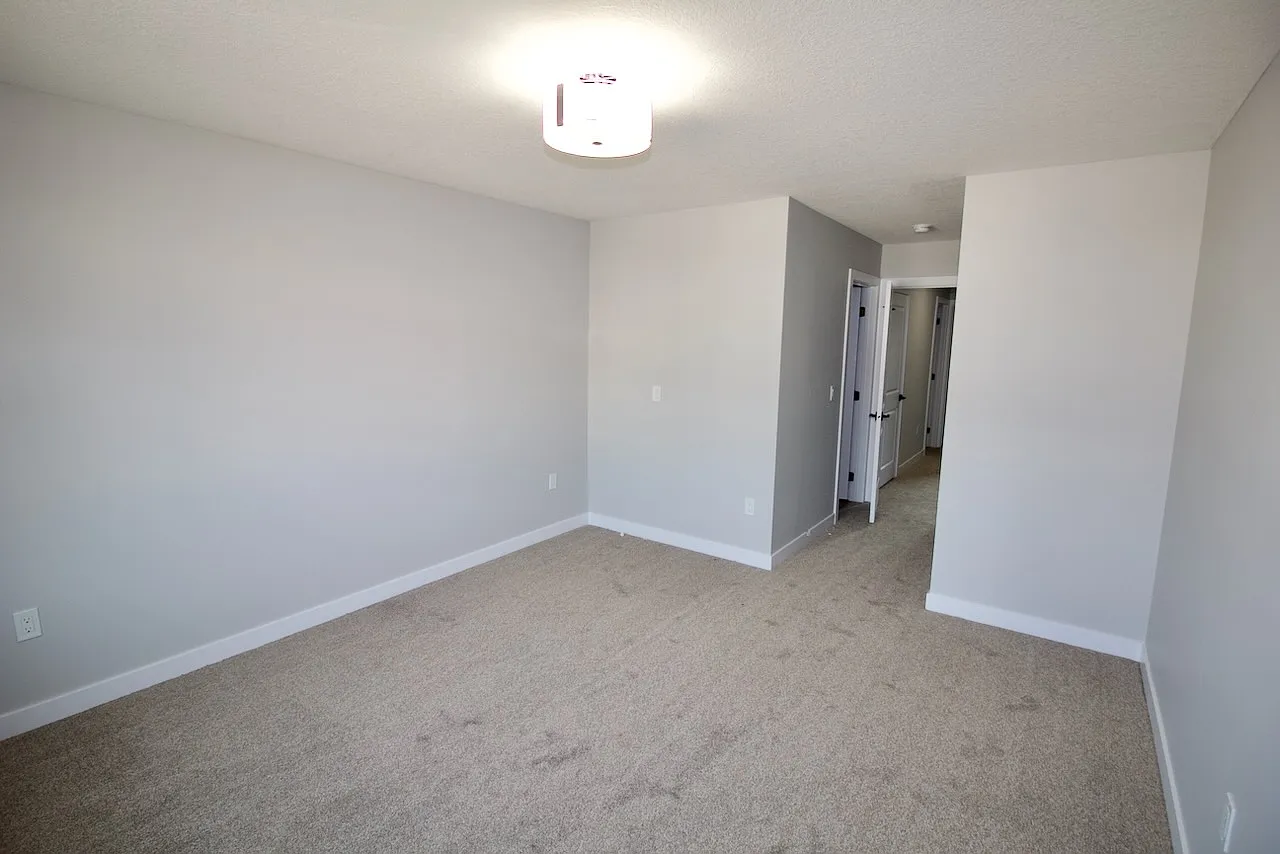 125-1 Bedroom 1 Bathroom Suite For Rent Leduc — Photo 4