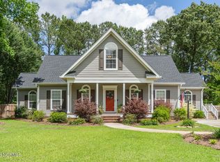 181 E Pointe Rd, Rocky Point, NC 28457