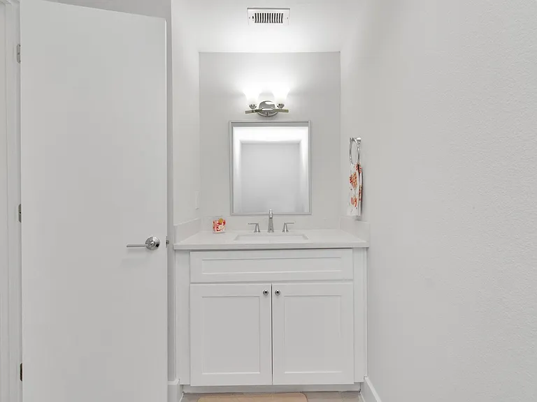 3360 Pinemont Dr — Photo 14