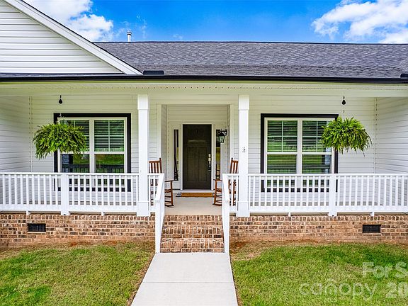 2nd image of 196 Treebark Rd #10