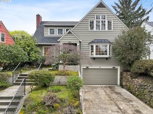 7404 SE Reed College Pl, Portland, OR 97202