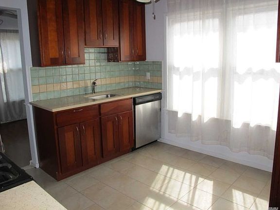 2nd image of 214-32 Waters Edge Dr #2