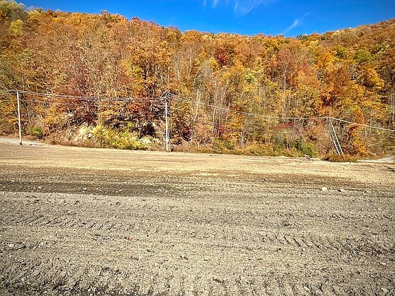 4th image of 1 E Big Creek Rd