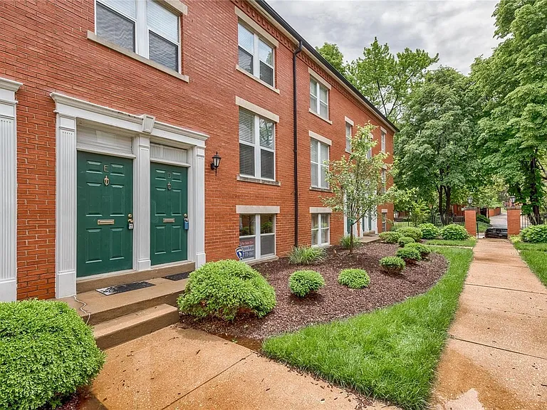 4367 Laclede Ave #E — Photo 17