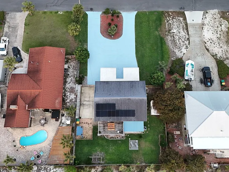 723 Sailfish Dr — Photo 44