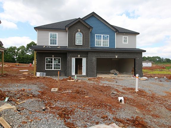 2nd image of 136 Charleston Oaks