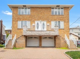 315 13th St #2, Palisades Park, NJ 07650