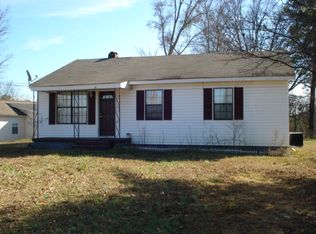 703 Eunice St, Dalton, GA 30720