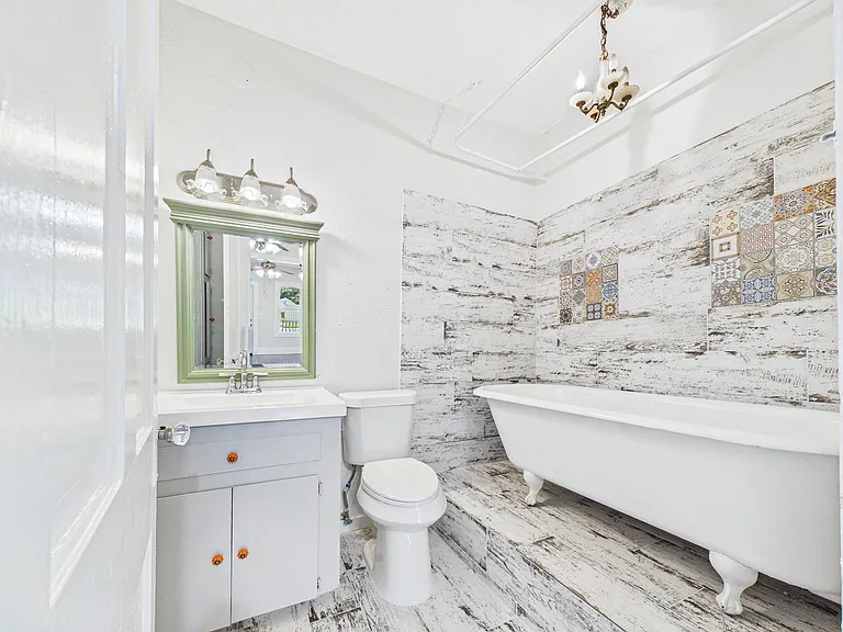 314 W Sidnor St — Photo 14