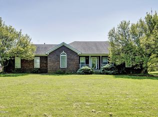 1014 Kelly Dr, Taylorsville, KY 40071