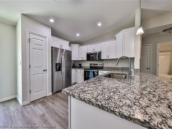 5th image of 1503 Gramarcy Ave