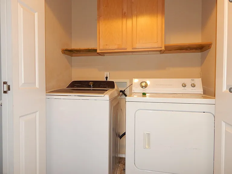 2612 Custer Pkwy #D — Photo 17