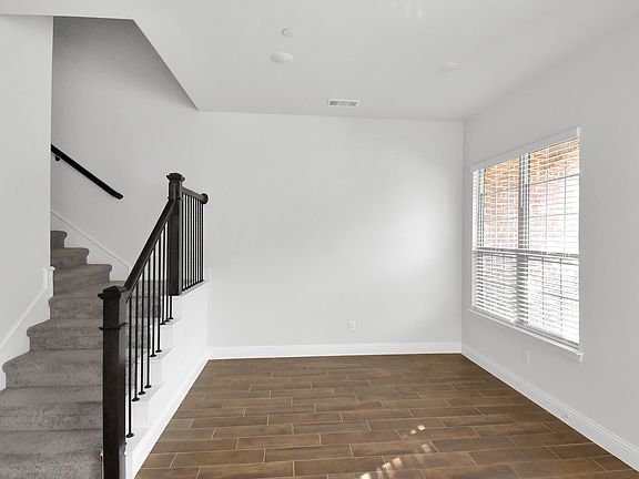 4th image of 6162 Blythe Dr