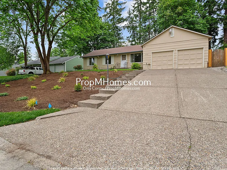5870 SW 192nd Ave — Photo 1