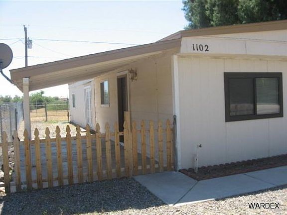 3rd image of 1102 Papago Dr