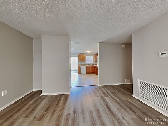2nd image of 1226 Edgerton Dr