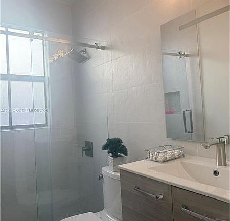 3rd image of 10057 NW 88th Ter