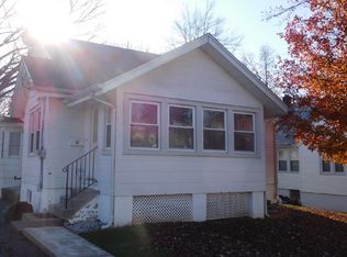 16 Washington Ave, West Caldwell, NJ 07006