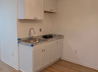 4102 Hampstead Ln, Woodbridge, VA 22192